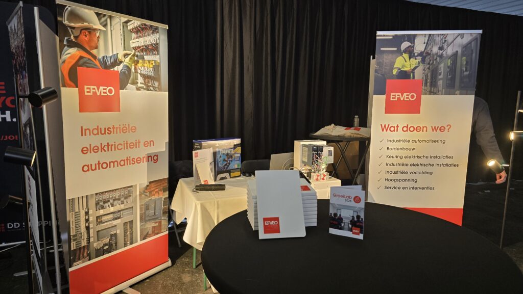 EFVEO-stand op de Hermes Jobbeurs waar bezoekers kennismaken met jobs in industriële elektriciteit en automatisering